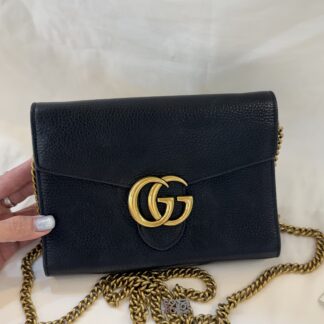 GG Marmont 黑色荔紋牛皮鏈條包 WOC