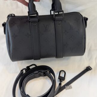 LV M28369 Keepall Bandoulière 25
